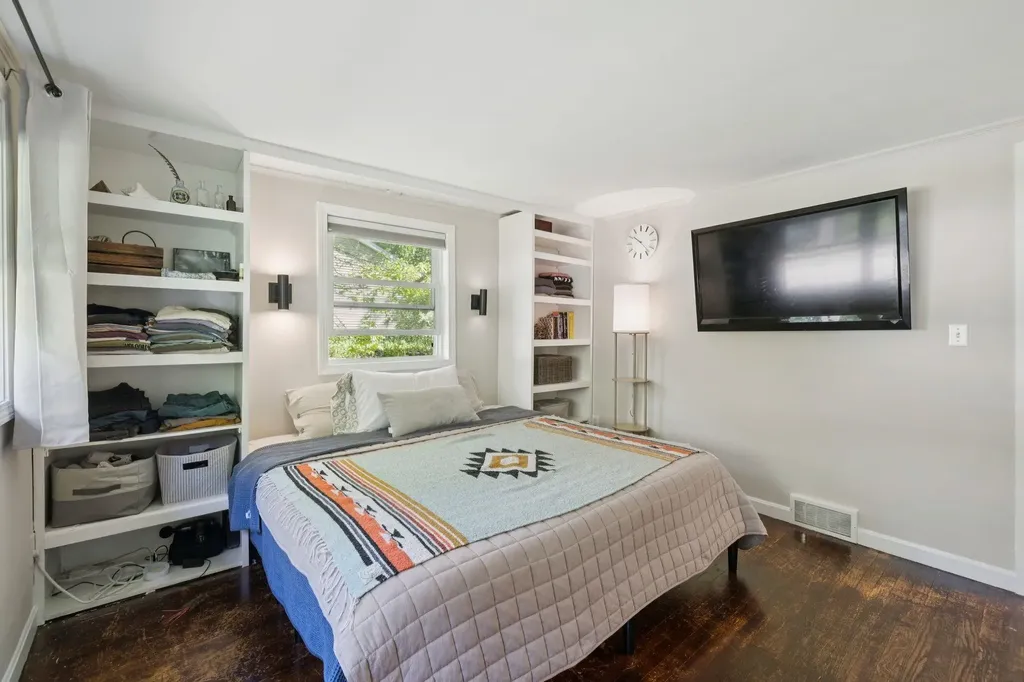 27 Langs Lane Newmarket NH 03857