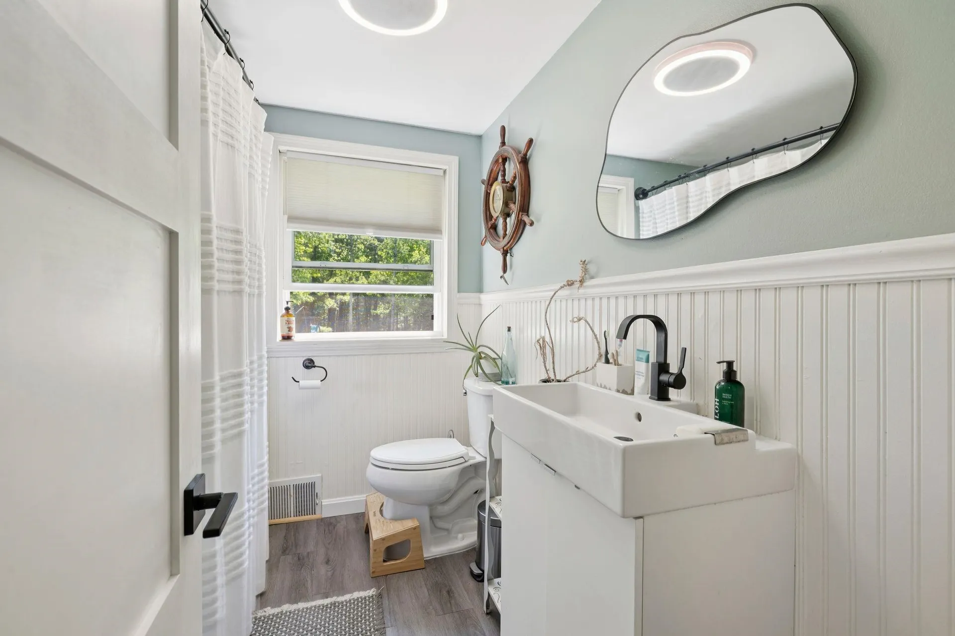 27 Langs Lane Newmarket NH 03857