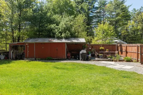 27 Langs Lane Newmarket NH 03857