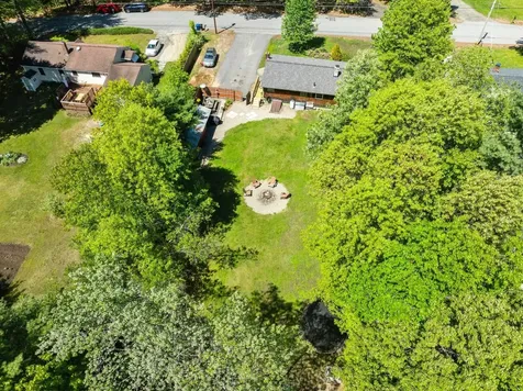 27 Langs Lane Newmarket NH 03857