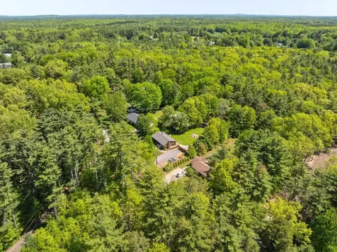 27 Langs Lane Newmarket NH 03857