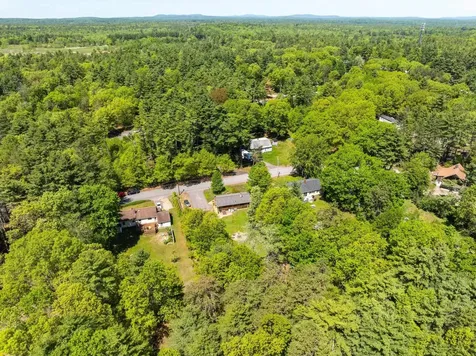 27 Langs Lane Newmarket NH 03857