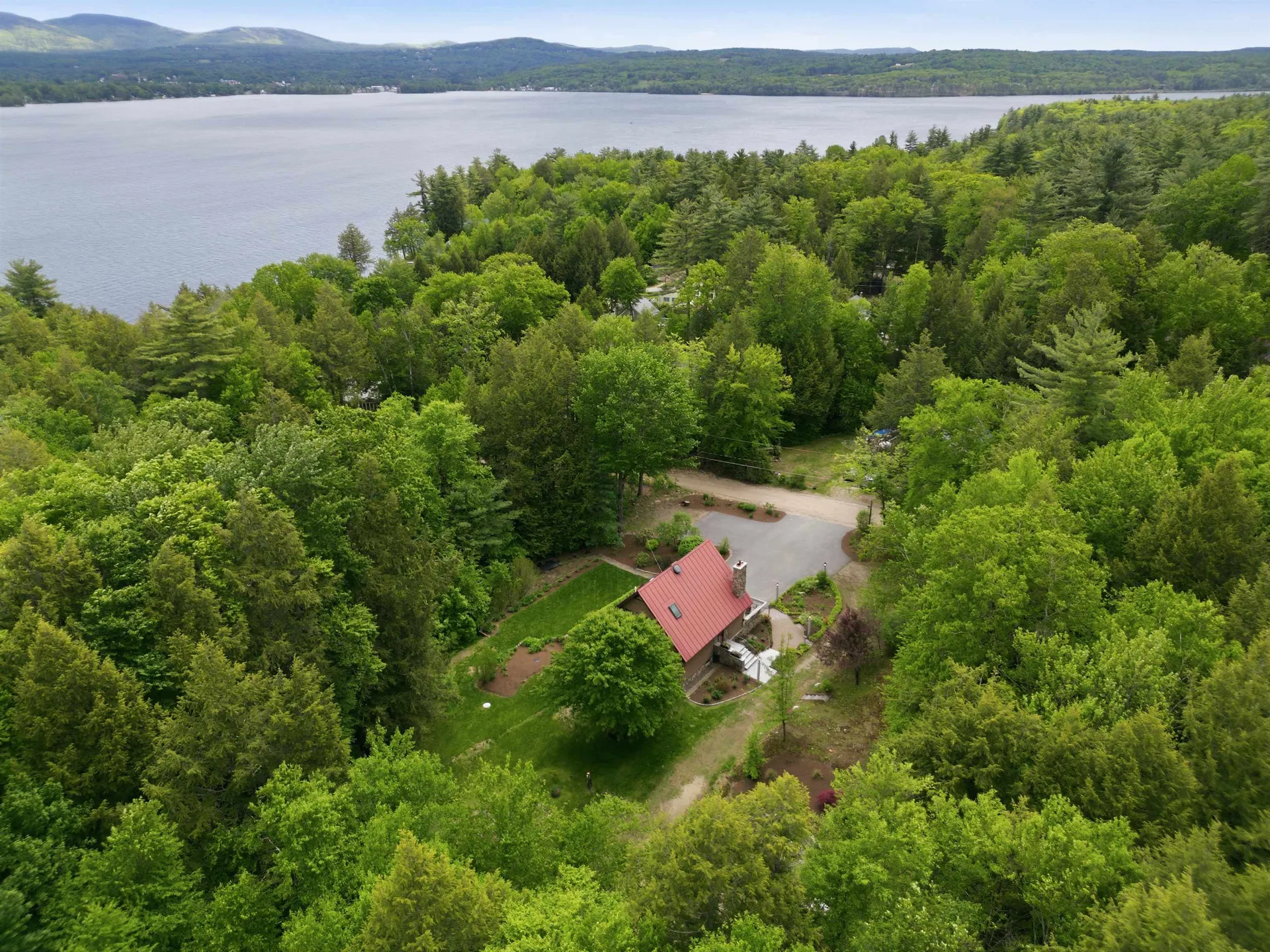 16 Hemlock Avenue Sanbornton NH 03246