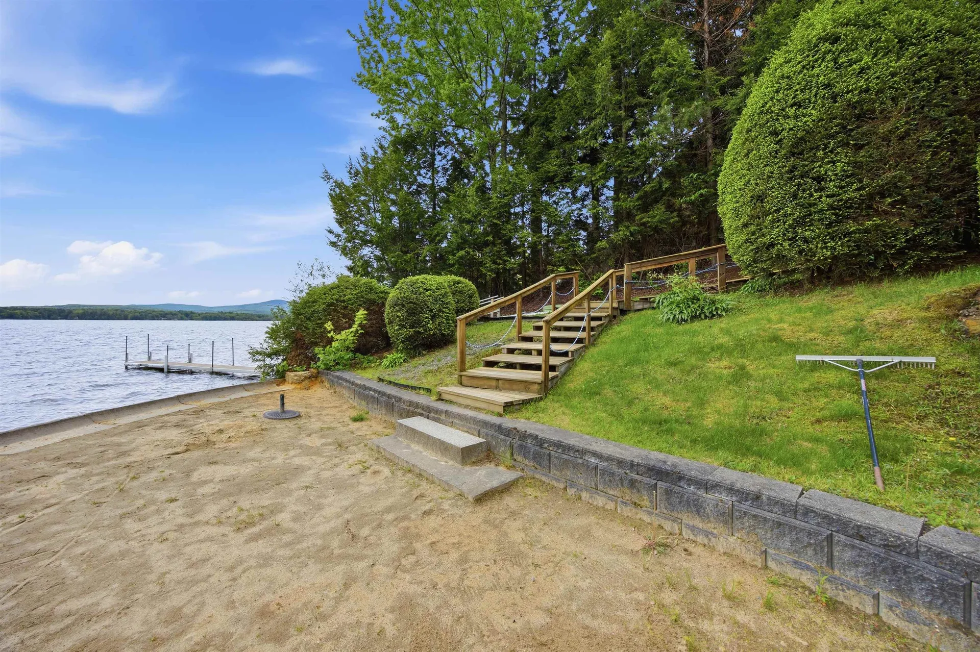16 Hemlock Avenue Sanbornton NH 03246