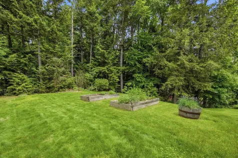 16 Hemlock Avenue Sanbornton NH 03246