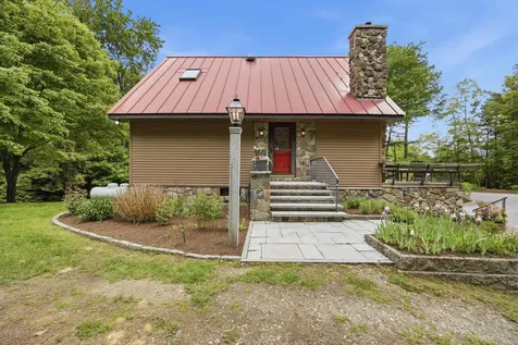 16 Hemlock Avenue Sanbornton NH 03246