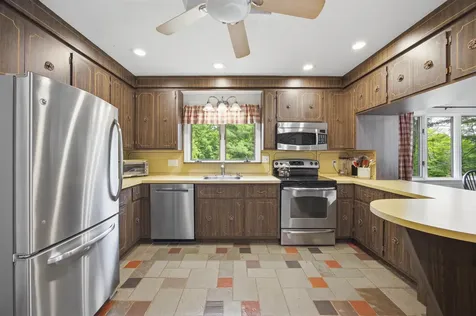 16 Hemlock Avenue Sanbornton NH 03246