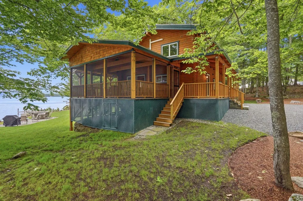 34 Mayer Road Moultonborough NH 03254
