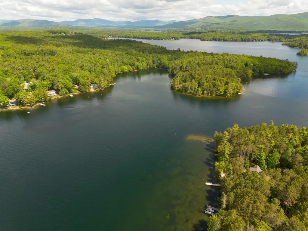 34 Mayer Road Moultonborough NH 03254