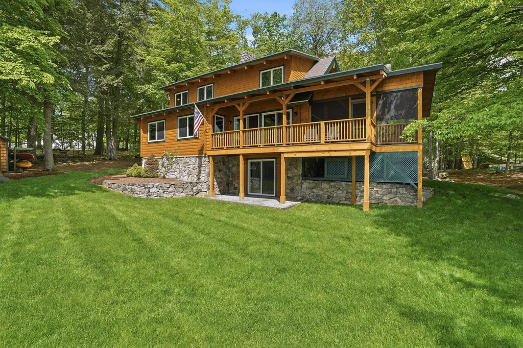 34 Mayer Road Moultonborough NH 03254