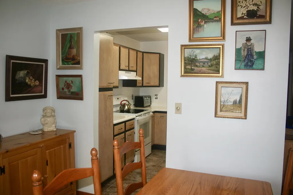 26 Bayberry Lane South Burlington VT 05403
