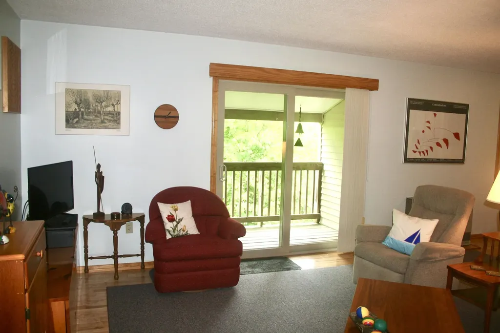 26 Bayberry Lane South Burlington VT 05403