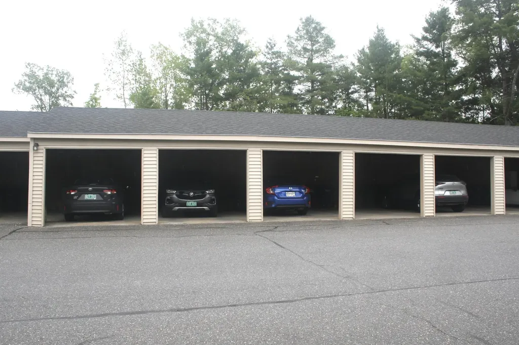 26 Bayberry Lane South Burlington VT 05403