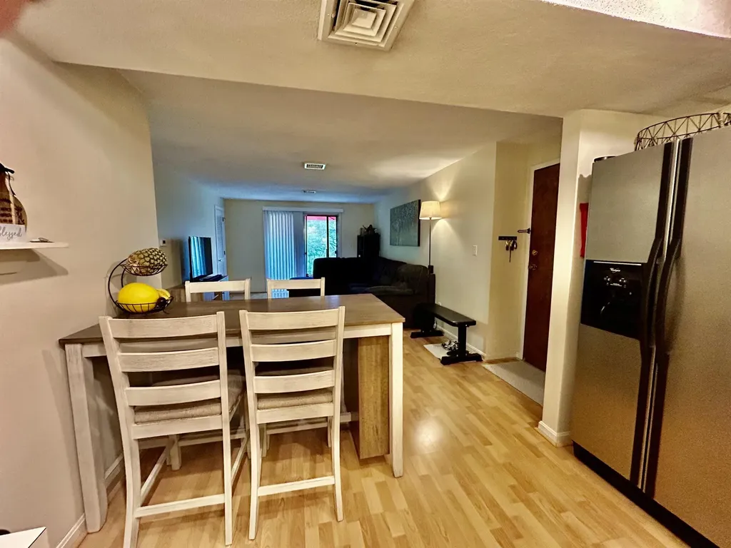 6 Heritage Village Drive Nashua NH 03062