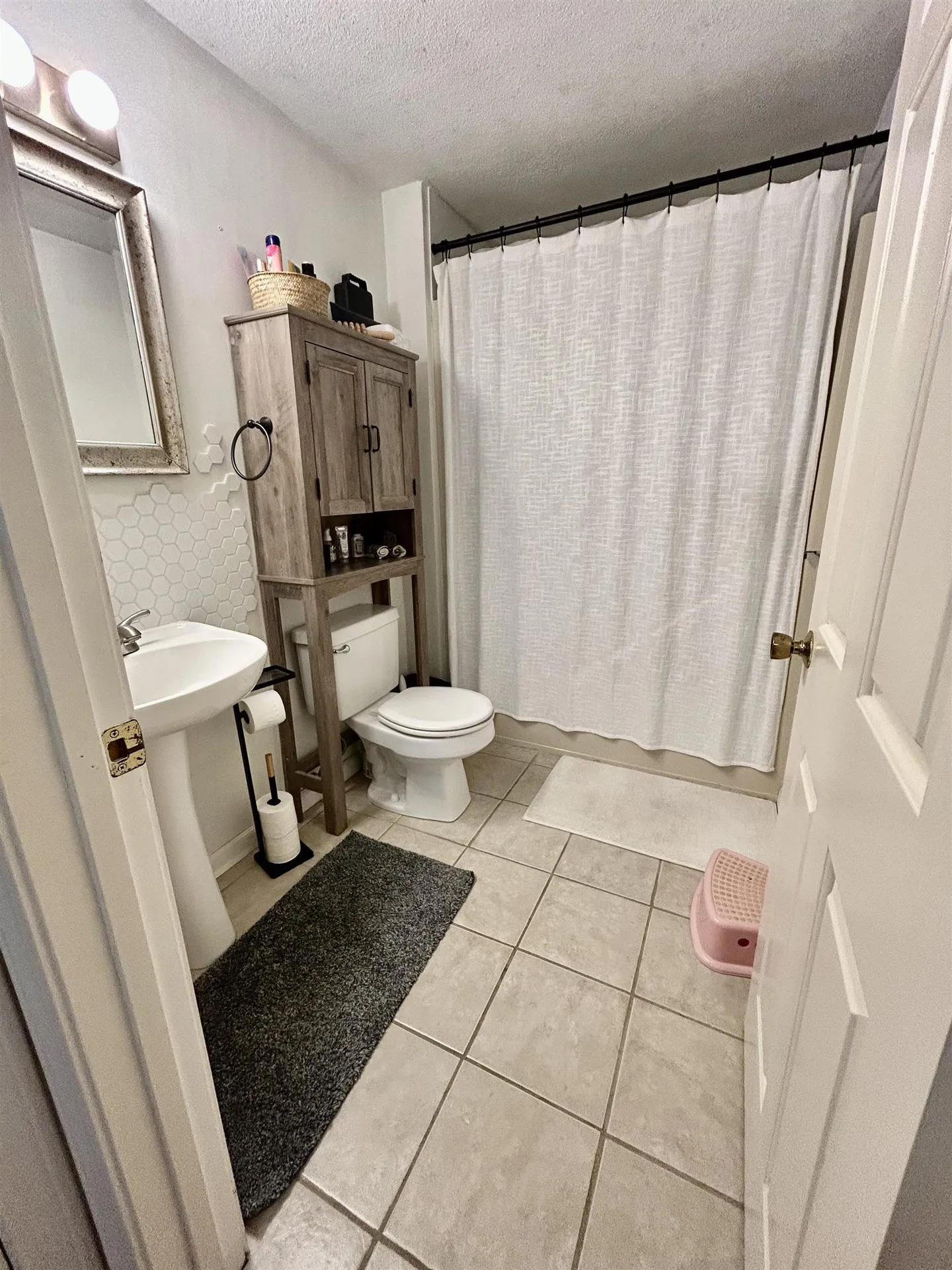 6 Heritage Village Drive Nashua NH 03062