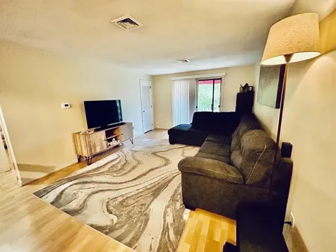 6 Heritage Village Drive Nashua NH 03062