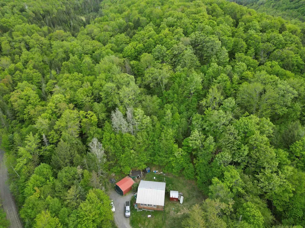 4823 Swamp Road Newbury VT 05051