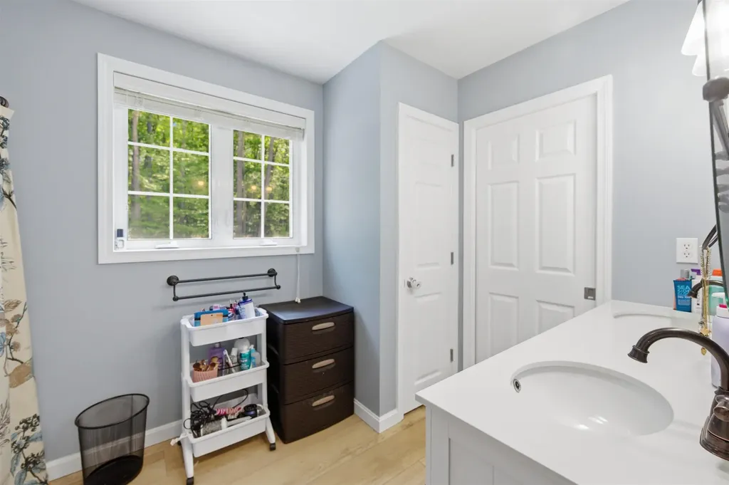 6 Burge Drive Brookline NH 03033