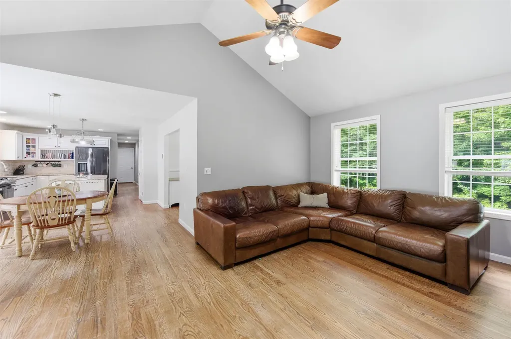 6 Burge Drive Brookline NH 03033