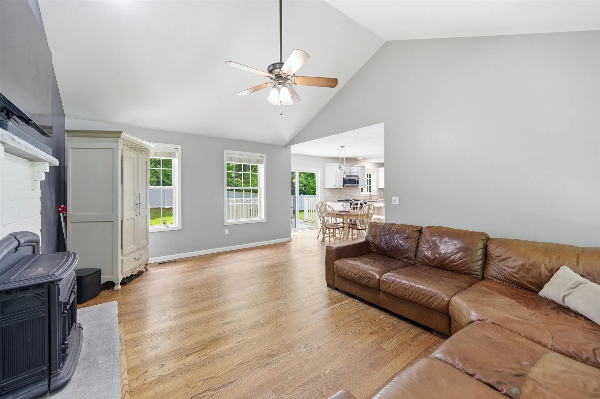 6 Burge Drive Brookline NH 03033