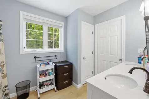 6 Burge Drive Brookline NH 03033