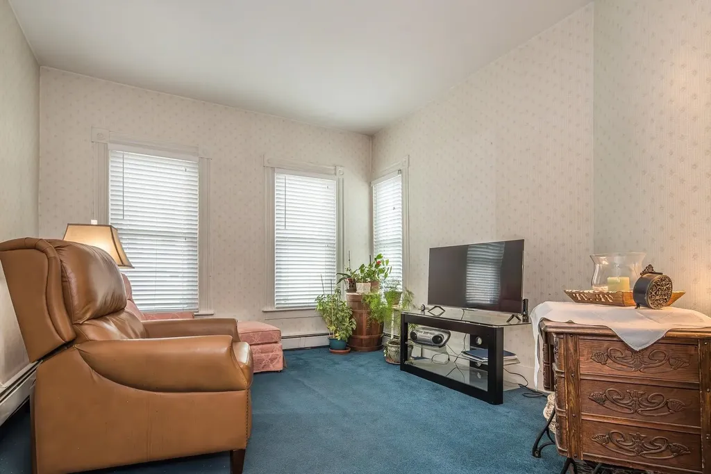 13 Kendall Avenue Rutland City VT 05701