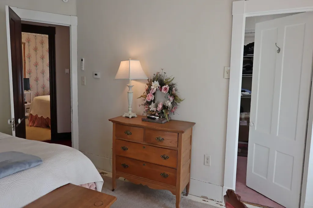 13 Kendall Avenue Rutland City VT 05701