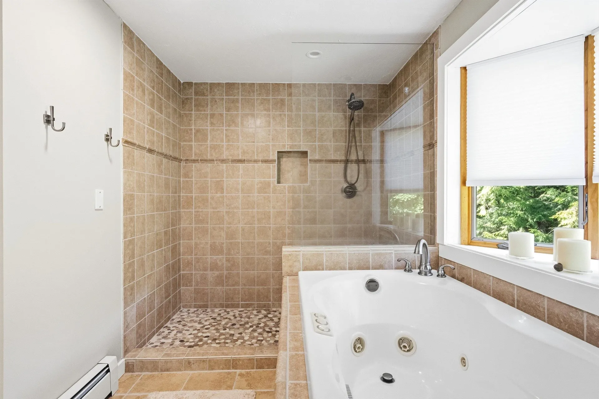16 Hampshire Drive Gilford NH 03249