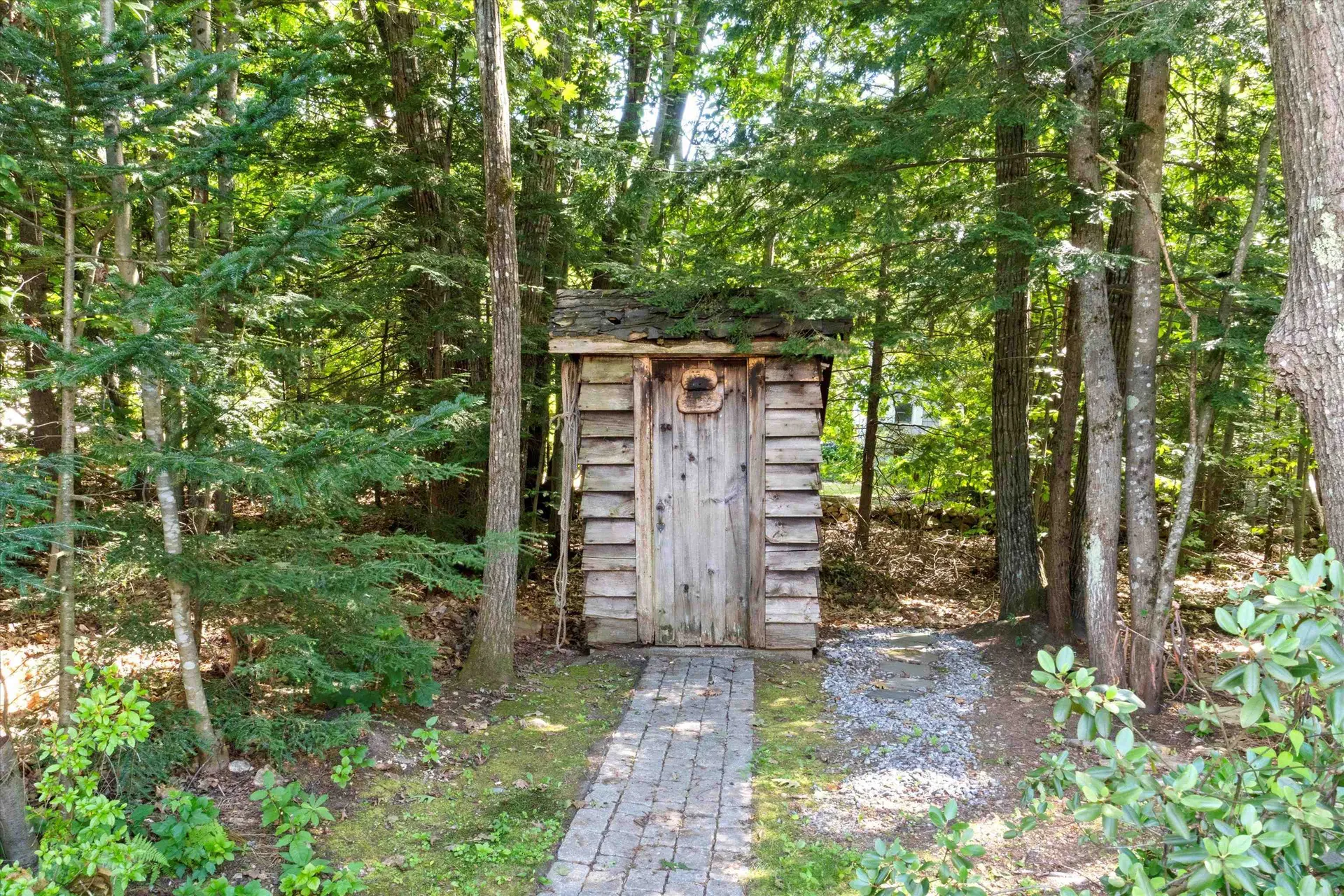 16 Hampshire Drive Gilford NH 03249