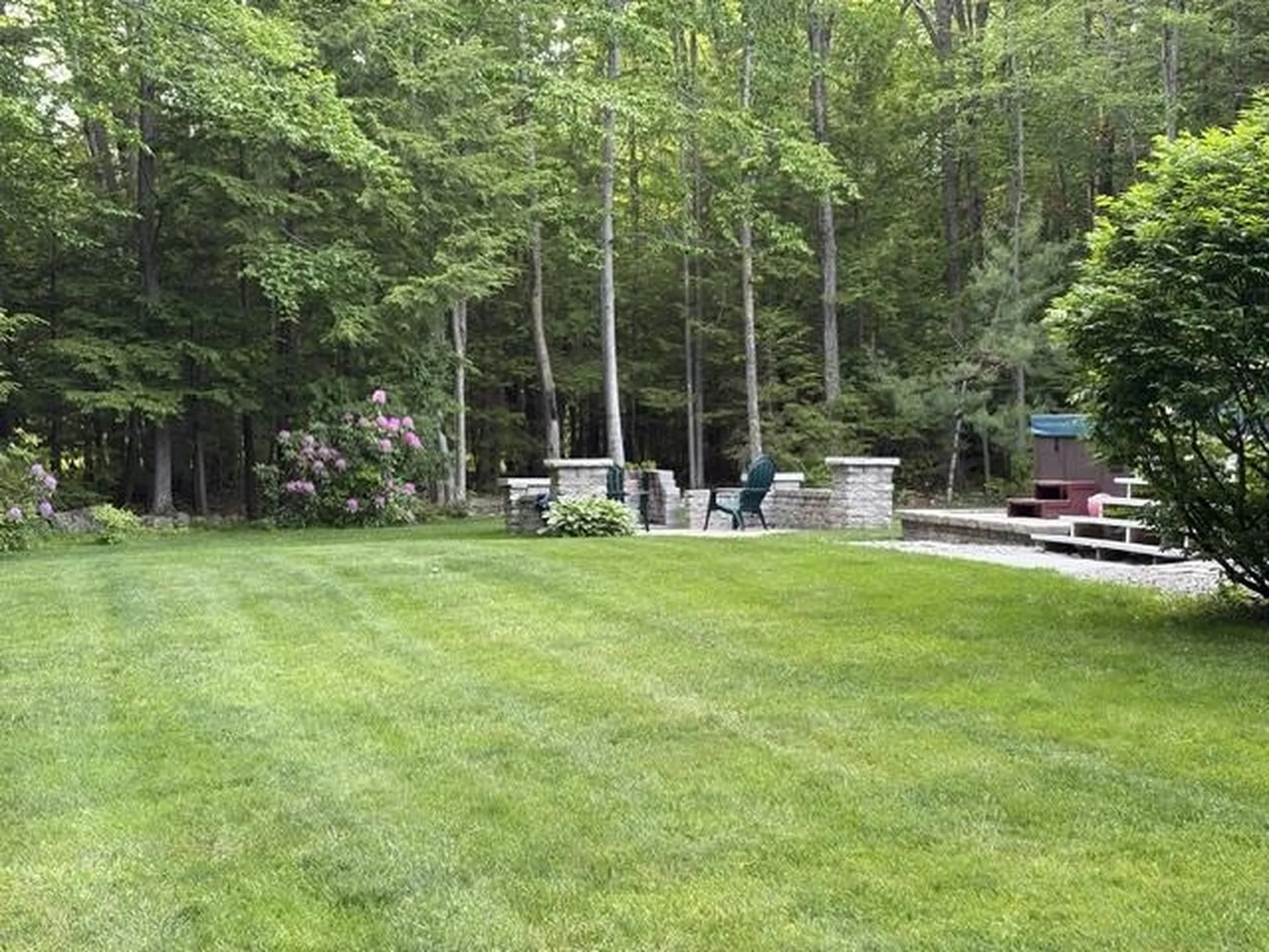 16 Hampshire Drive Gilford NH 03249
