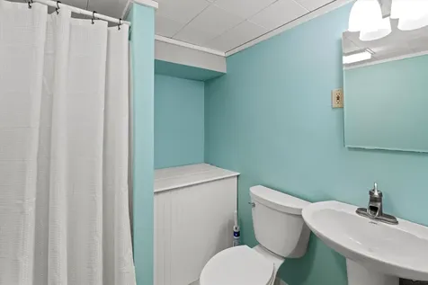 16 Hampshire Drive Gilford NH 03249