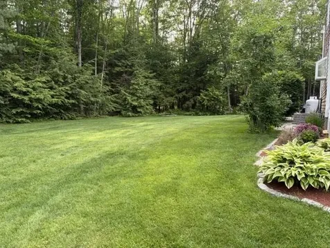 16 Hampshire Drive Gilford NH 03249