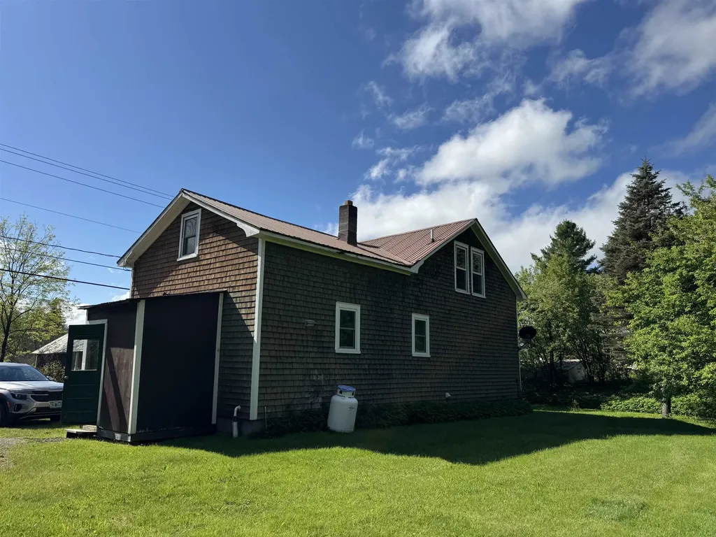 85 Creek Road Craftsbury VT 05826