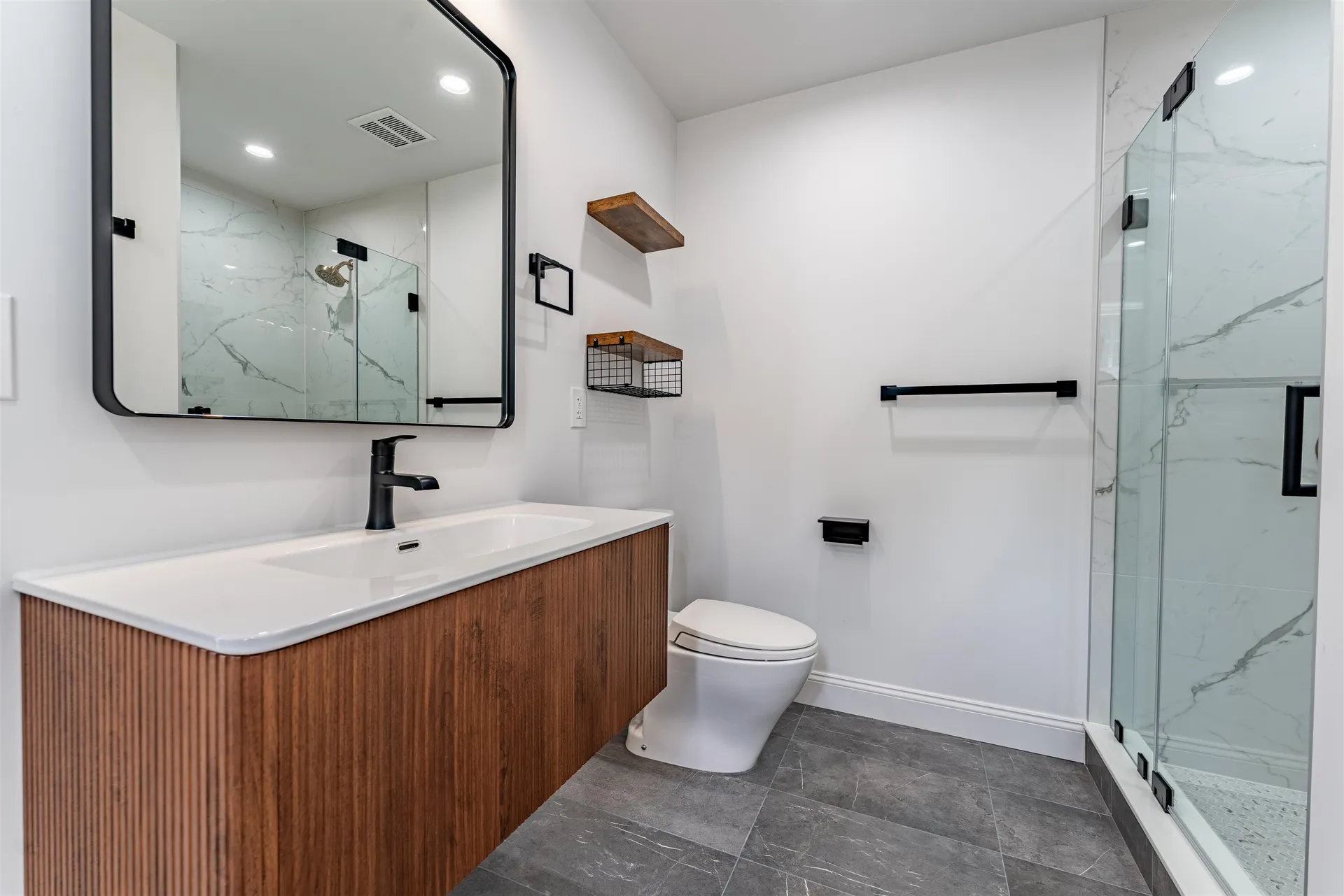 5 Lowther Place Nashua NH 03060