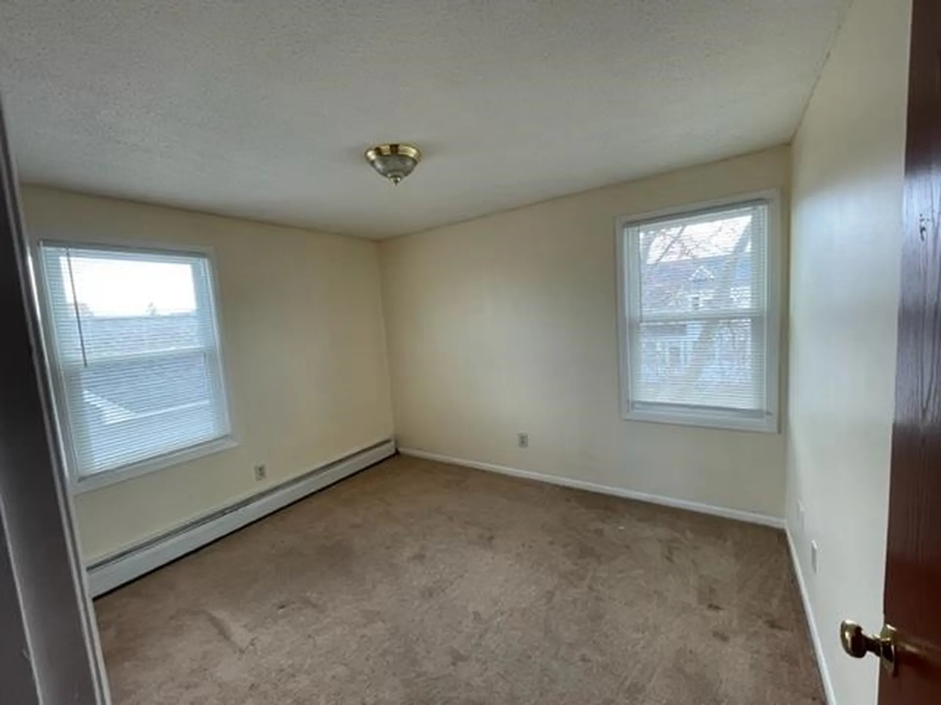 591 Amory Street Manchester NH 03102