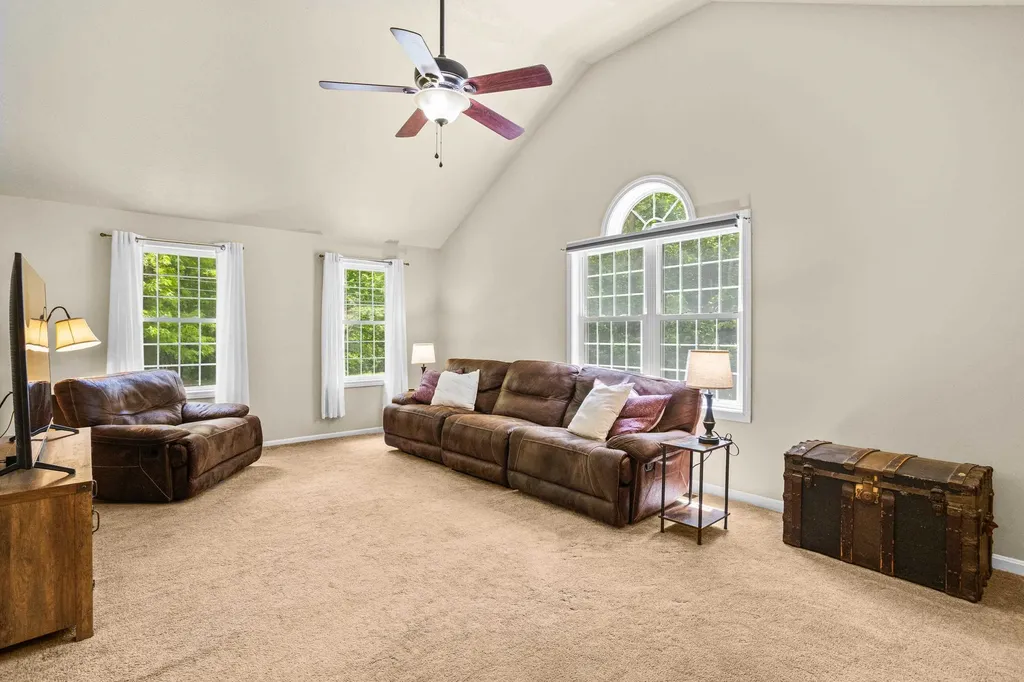 65 Alene Lane Goffstown NH 03045
