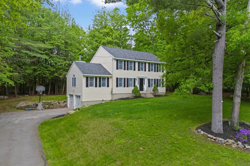 65 Alene Lane Goffstown NH 03045