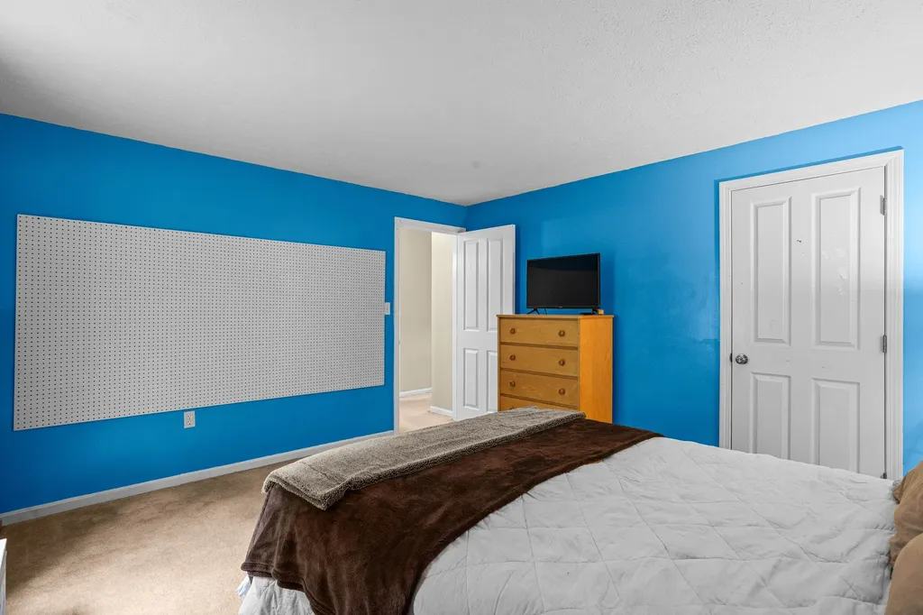 65 Alene Lane Goffstown NH 03045