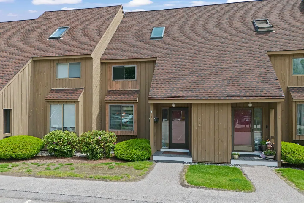 4 Clinton Court Merrimack NH 03054