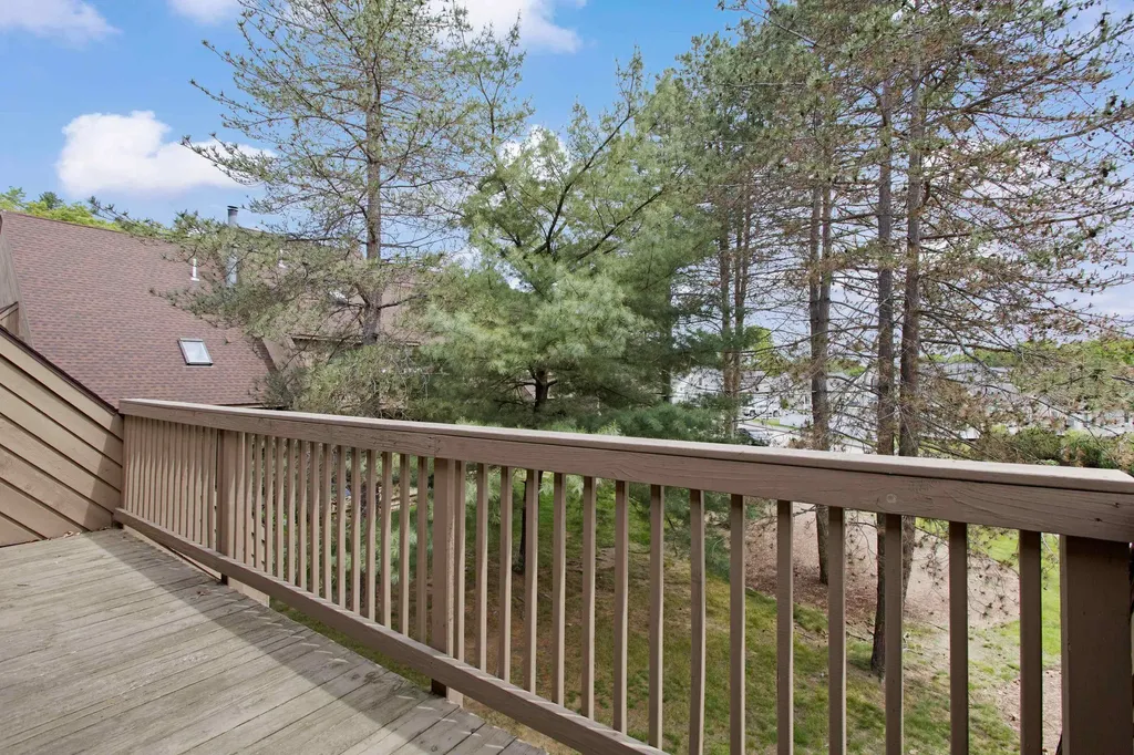 4 Clinton Court Merrimack NH 03054