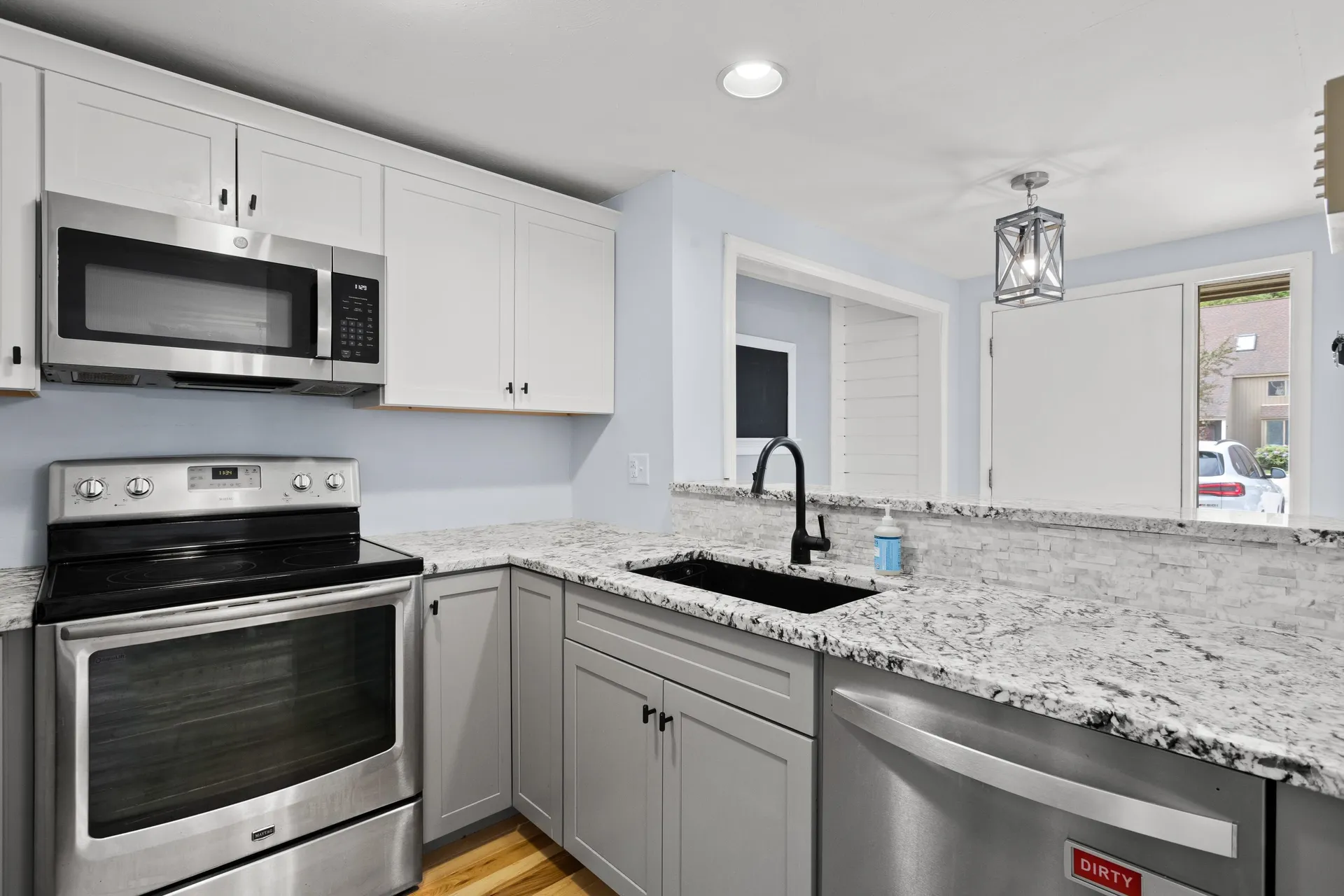 4 Clinton Court Merrimack NH 03054
