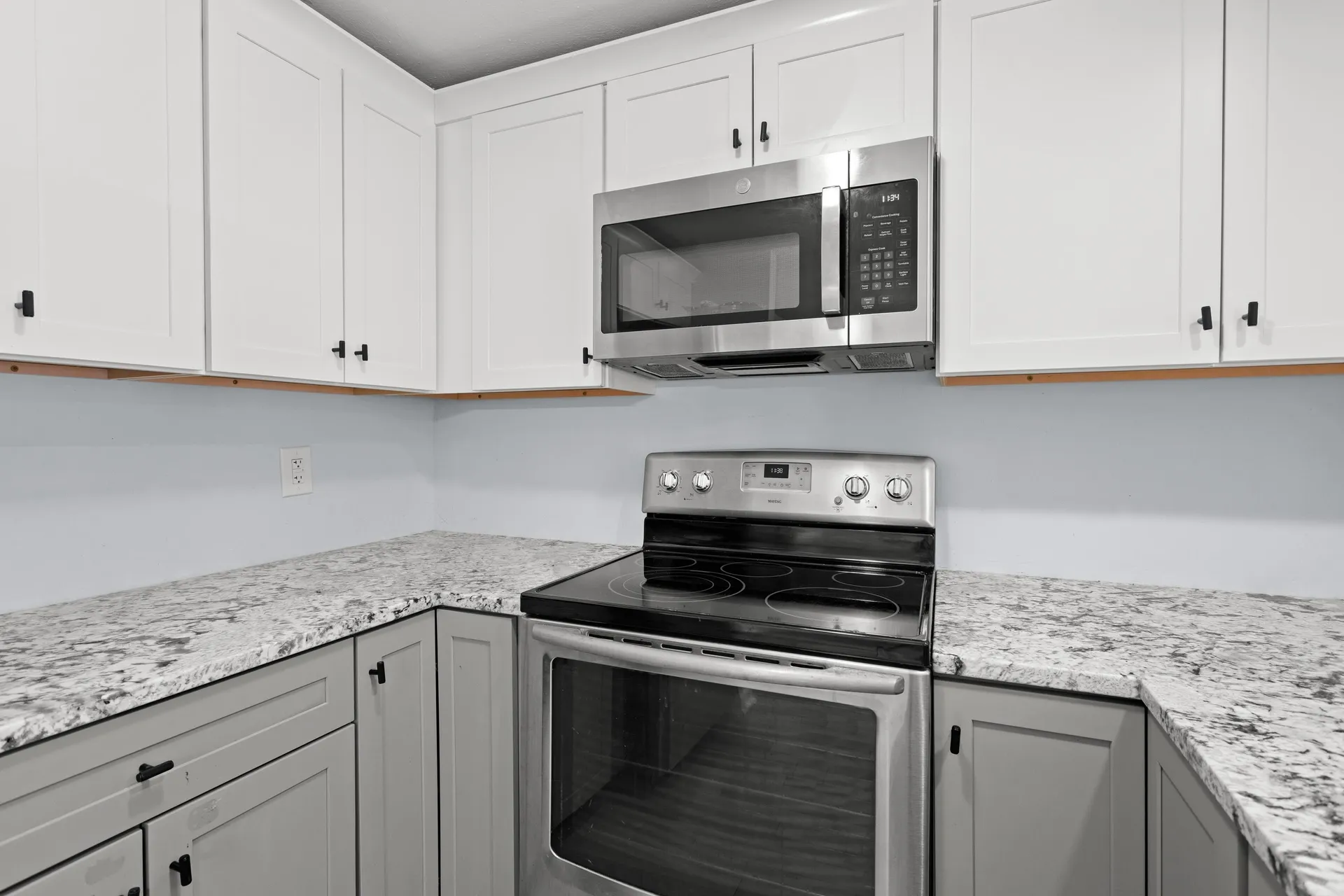 4 Clinton Court Merrimack NH 03054