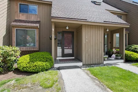 4 Clinton Court Merrimack NH 03054