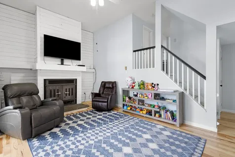 4 Clinton Court Merrimack NH 03054