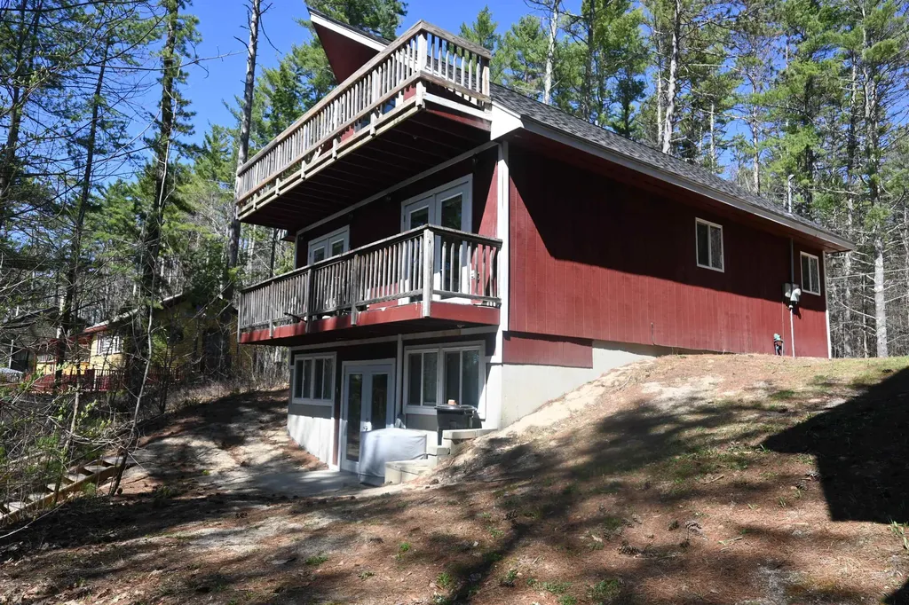 55 61 Dimond Lane Warner NH 03278