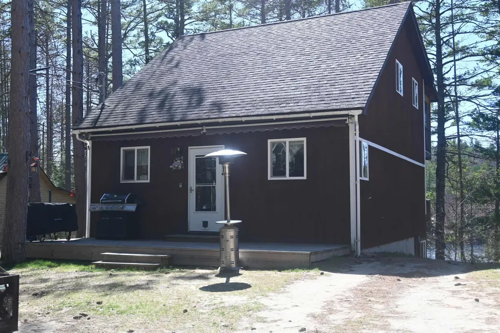 55 61 Dimond Lane Warner NH 03278
