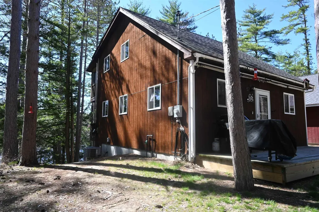 55 61 Dimond Lane Warner NH 03278