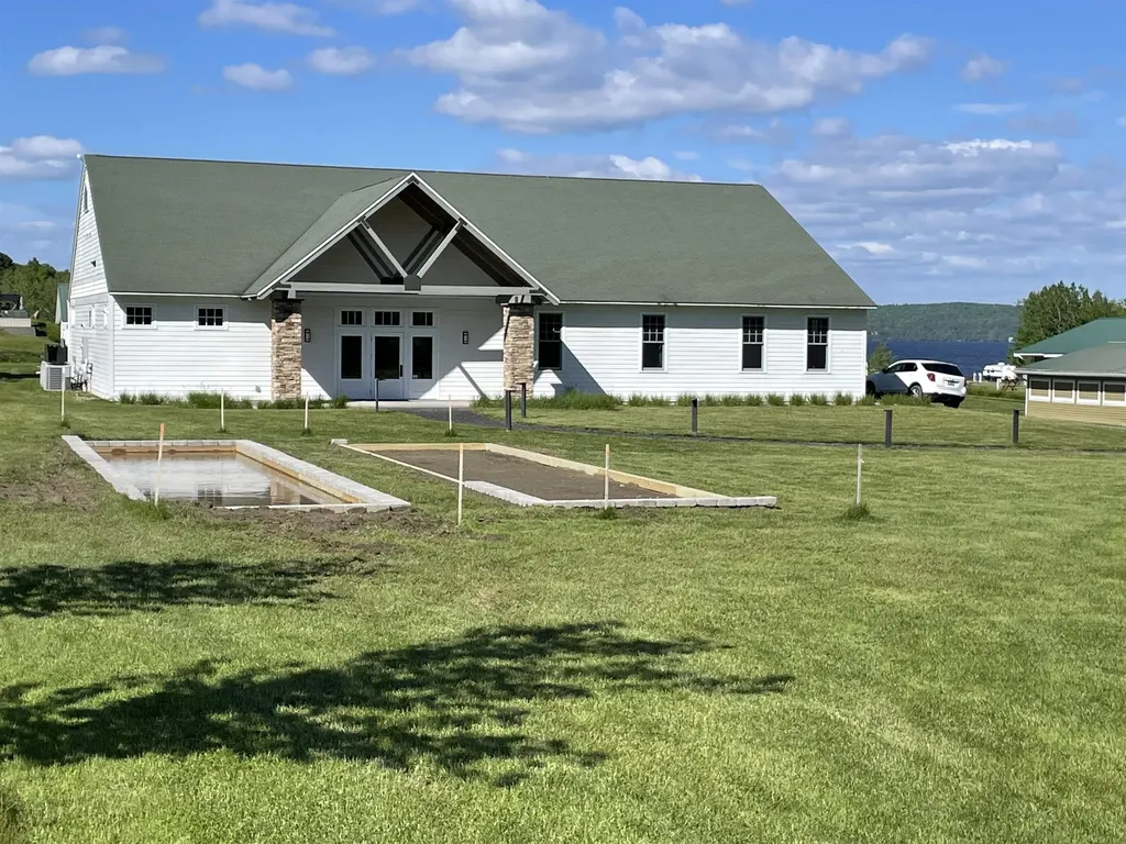 20 Eagle Lane South Hero VT 05486