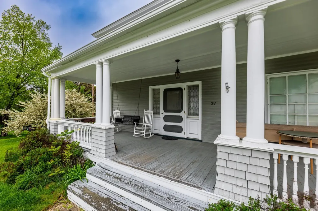 27 Shaker Hill Road Enfield NH 03748