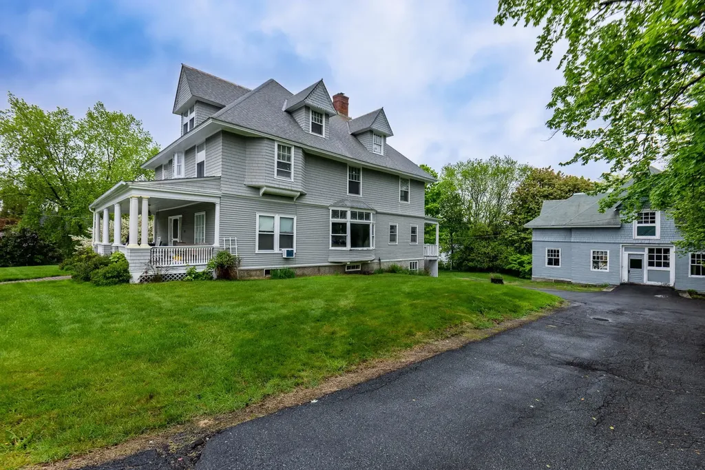 27 Shaker Hill Road Enfield NH 03748
